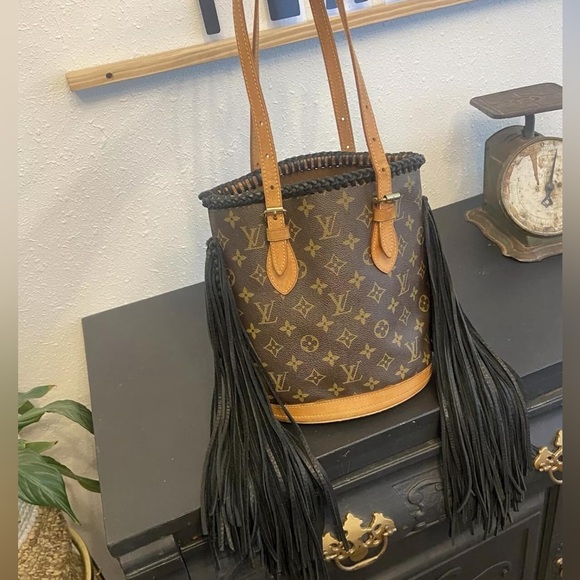 Louis Vuitton Vintage Boho Bag - Picture 1 of 9